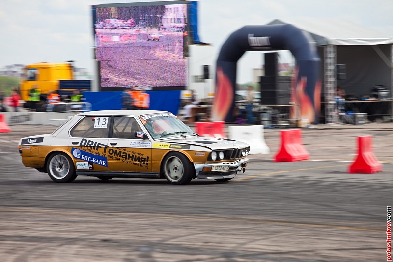 drifting-2011-59