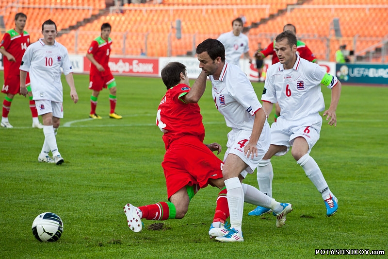 football-2011-10