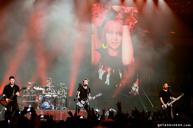 nickelback-02441328