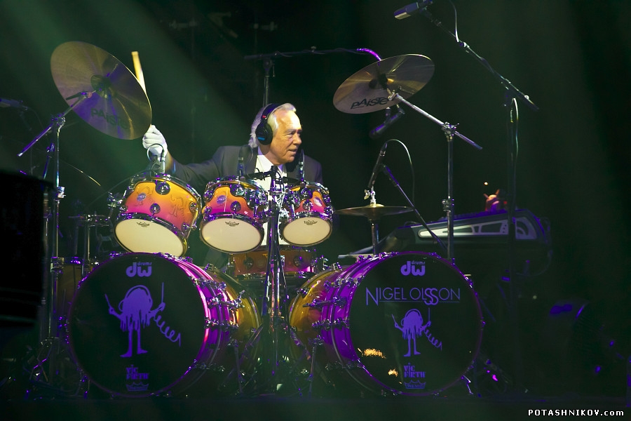 eltonjohn25