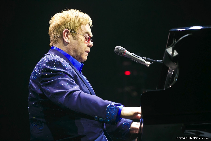 eltonjohn30