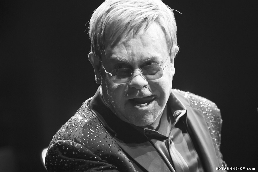 eltonjohn43