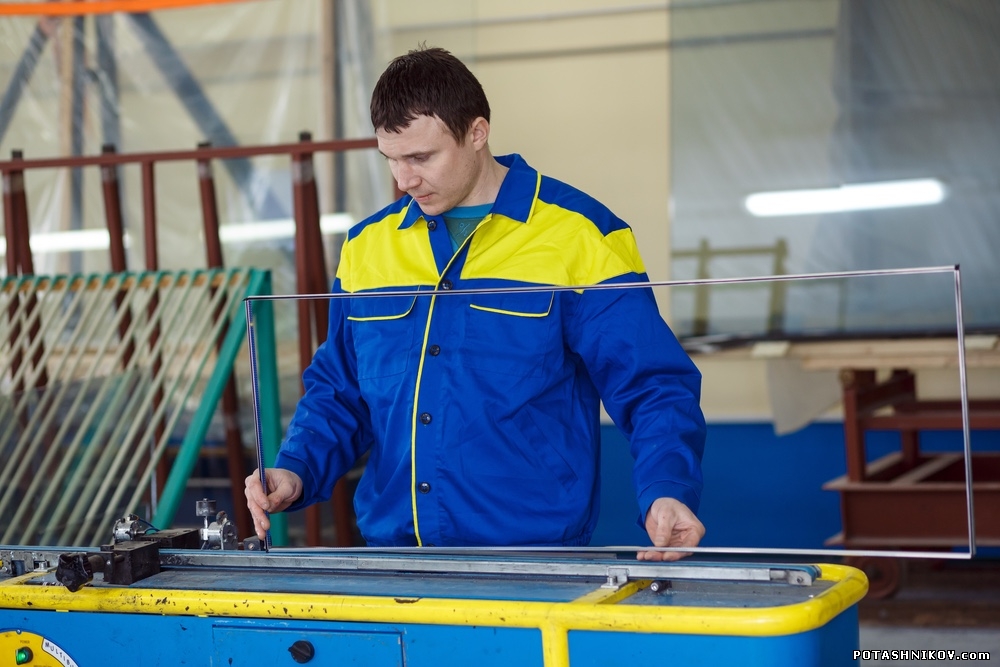 Фотосъемка завода. Индустриальная съемка. Сотрудники производства фотосессия.