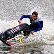 Гонки на аквабайках