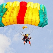 Парашютист