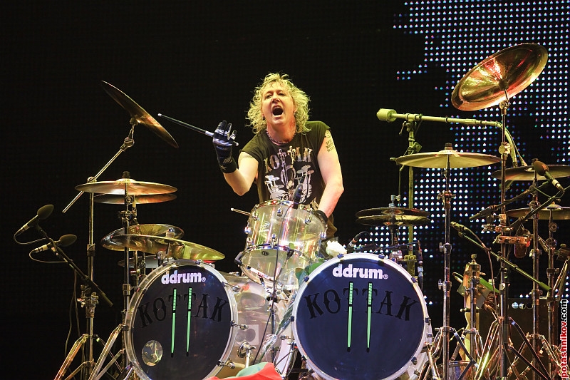 Фоторепортаж с концерта Скорпионс в Минске, прощальный тур в Минск-Арена. Photos from the Scorpions concert tour in Minsk