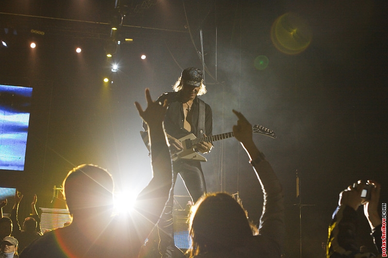 Фоторепортаж с концерта Скорпионс в Минске, прощальный тур в Минск-Арена. Photos from the Scorpions concert tour in Minsk